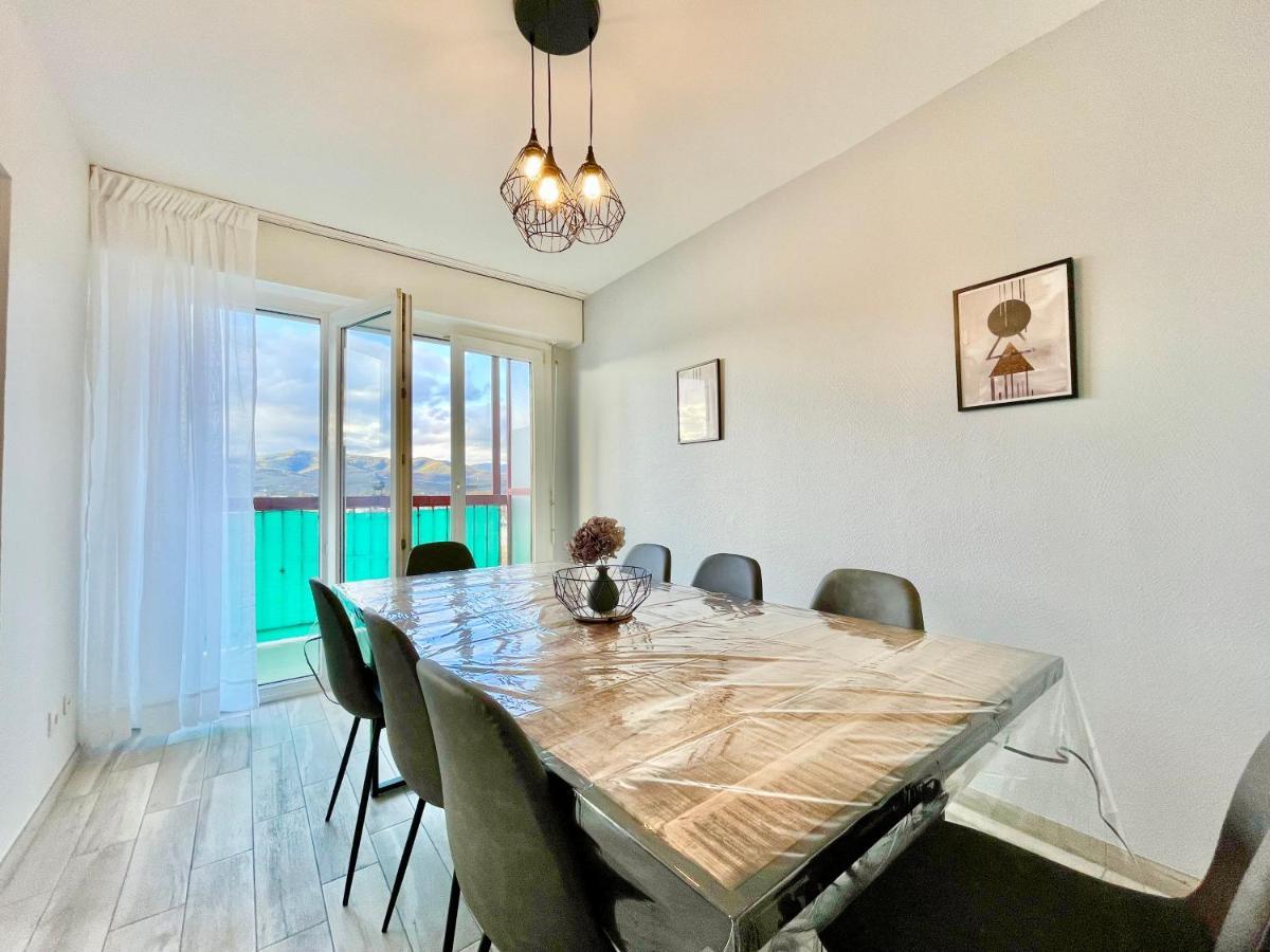 Colmar - La Cigogne - Balcon - Vue Degagee - Netflix - Wifi Fibre - Parking Gratuit - Quartier Populaire Lägenhet Exteriör bild