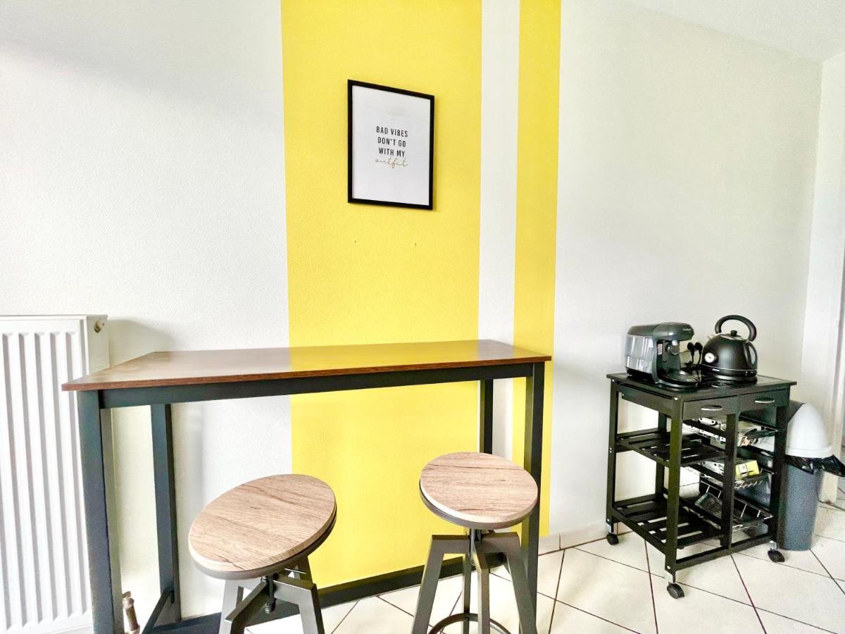 Colmar - La Cigogne - Balcon - Vue Degagee - Netflix - Wifi Fibre - Parking Gratuit - Quartier Populaire Lägenhet Exteriör bild