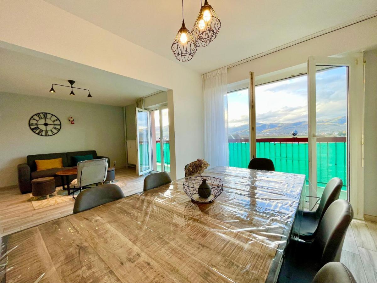 Colmar - La Cigogne - Balcon - Vue Degagee - Netflix - Wifi Fibre - Parking Gratuit - Quartier Populaire Lägenhet Exteriör bild